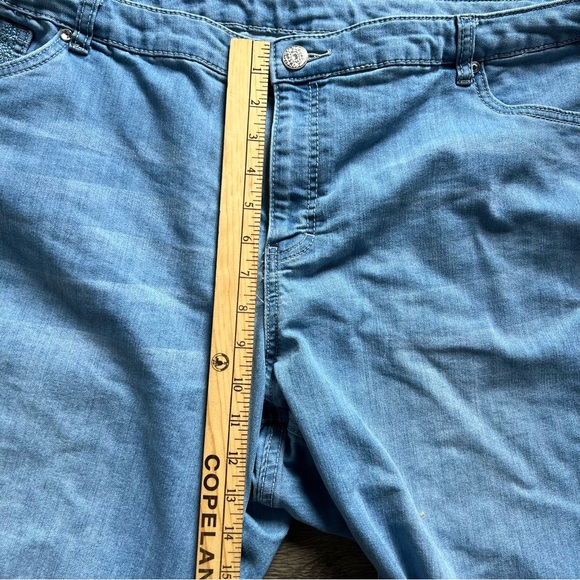 CJ Banks Women's Jeans Lighter Bedazzled Studded Crystal Pockets Plus Size 22W - Picture 8 of 9